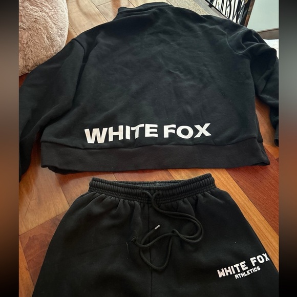 White Fox Set - Picture 1 of 8